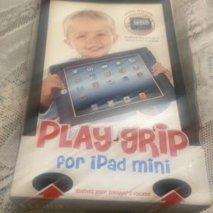 Ihome play grip for iPad mini doubles your speakers volume.